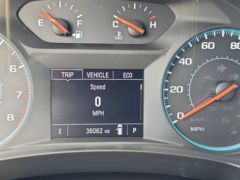 Used 2023 Chevrolet Traverse LS FWD image 18
