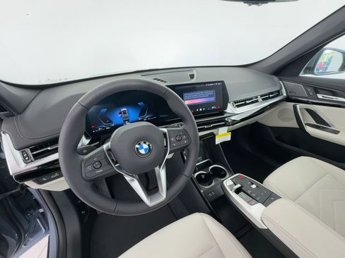 Used 2026 BMW X1 xDrive28i w/ Convenience Package image 4