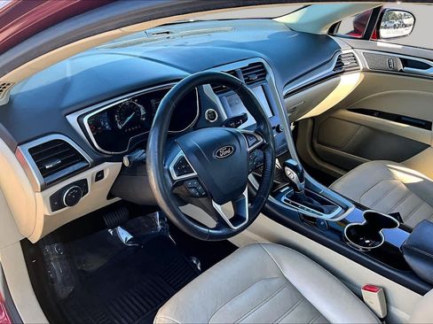 Used 2015 Ford Fusion SE w/ Equipment Group 502A FWD image 17