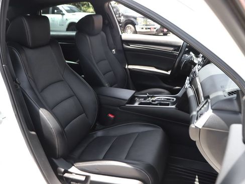 Used 2022 Honda Accord Sport image 35