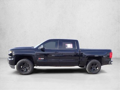 Used 2017 Chevrolet Silverado 1500 LTZ Z71 w/ Midnight Edition image 2
