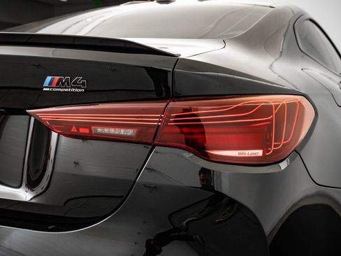 Certified 2025 BMW M4 xDrive Competition image 16