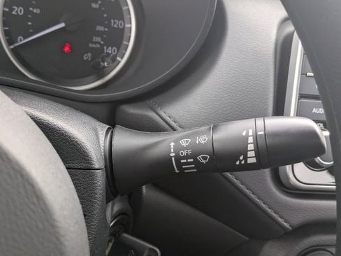 New 2025 Nissan Versa S w/ Trunk Package image 27