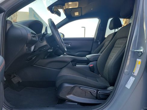 Used 2024 Honda HR-V Sport image 22