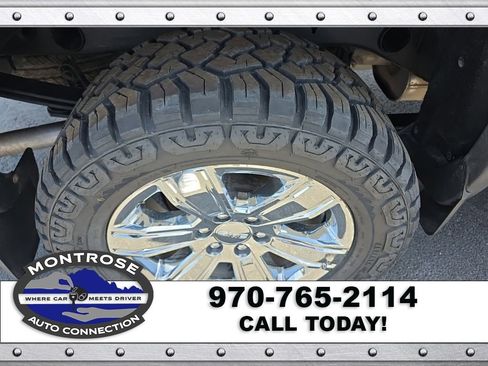 Used 2018 GMC Sierra 1500 SLT AWD/4WD image 34