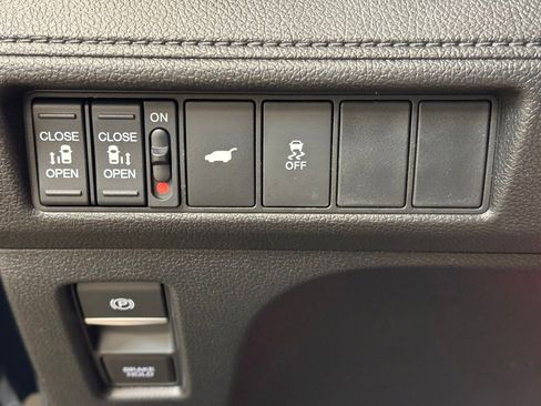New 2026 Honda Odyssey EX-L image 24