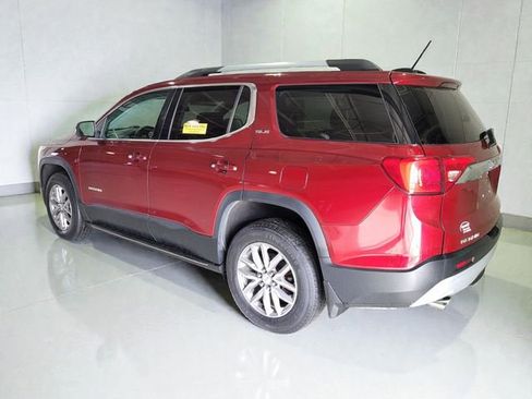 Used 2018 GMC Acadia SLE image 15
