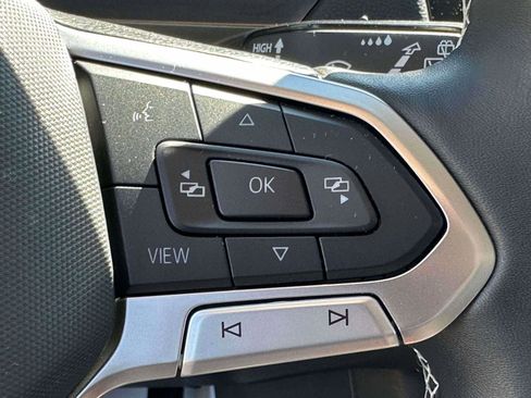 Certified 2024 Volkswagen Tiguan S image 19