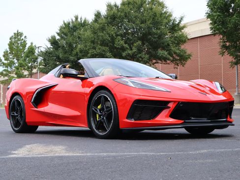 Used 2023 Chevrolet Corvette Stingray Premium Conv w/ Z51 Performance Package RWD image 1