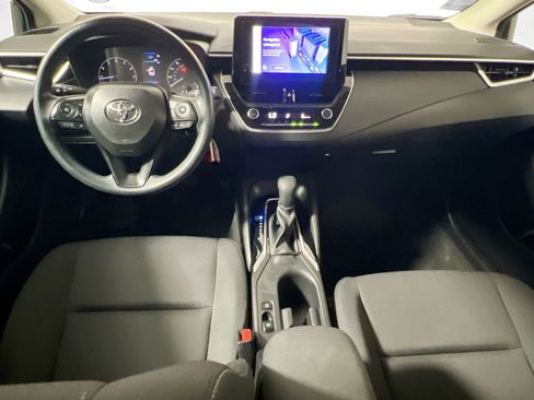 Used 2024 Toyota Corolla LE FWD image 28