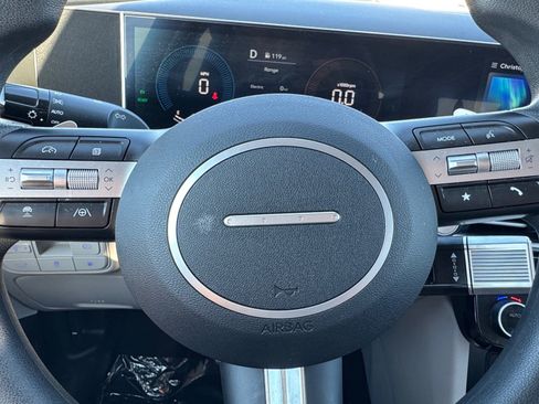 Certified 2025 Hyundai Tucson SEL image 18