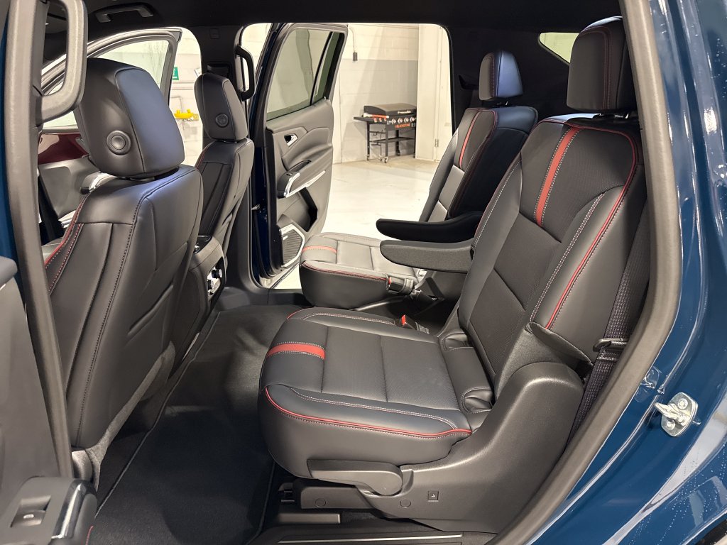 New 2027 Chevrolet Traverse RS AWD/4WD image 37