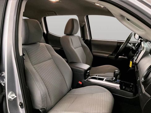 Used 2021 Toyota Tacoma SR5 image 7