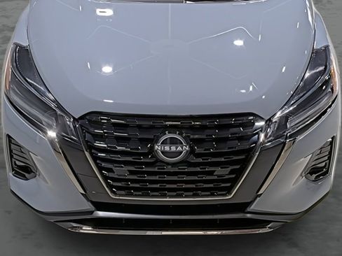 Used 2024 Nissan Kicks SR w/ SR Premium Package image 16