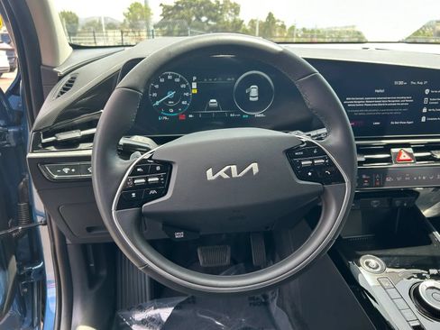 Used 2024 Kia Niro Wind FWD image 16