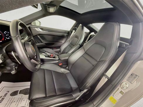 Certified 2023 Porsche 911 Carrera S RWD image 5