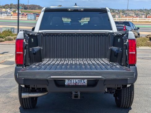 Used 2026 Toyota Tacoma SR image 9