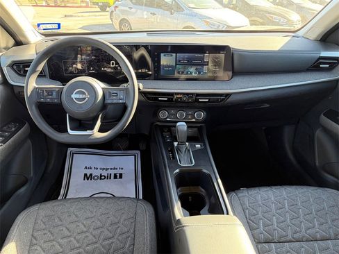 Certified 2025 Nissan Kicks SV image 20