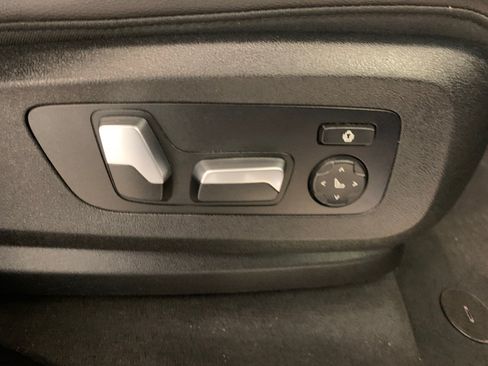 Used 2022 BMW X5 xDrive40i w/ M Sport Package AWD/4WD image 68