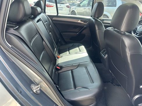 Used 2018 Volkswagen Golf Alltrack SE AWD/4WD image 15