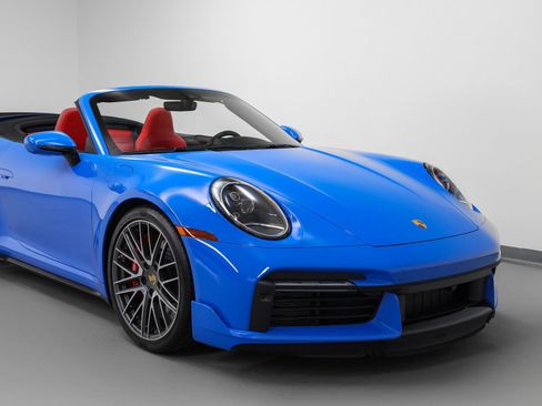 Used 2023 Porsche 911 Turbo image 9