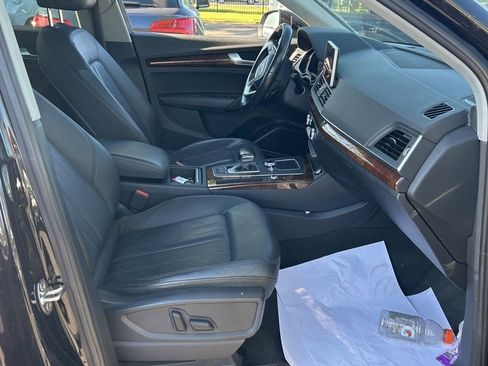 Used 2018 Audi Q5 2.0T Premium Plus w/ Premium Plus Package AWD/4WD image 6