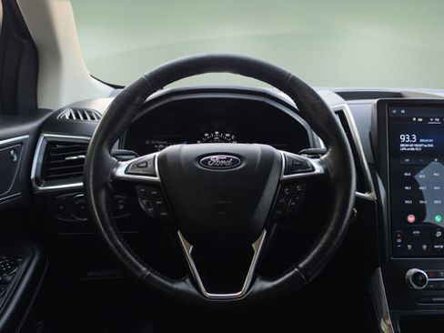 Used 2022 Ford Edge Titanium AWD/4WD image 22