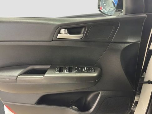 Used 2021 Kia Sportage LX w/ LX AWD Popular Package image 6