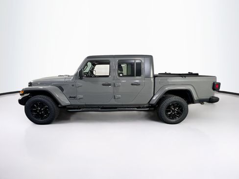 Used 2023 Jeep Gladiator Sport AWD/4WD image 8