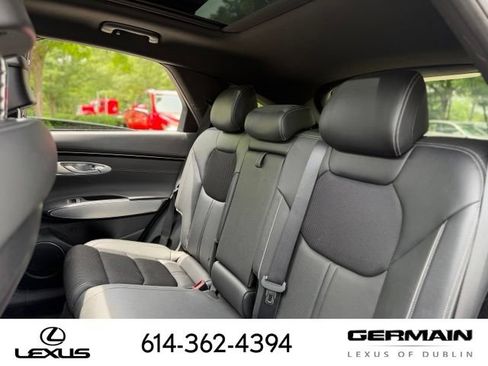 Used 2022 Genesis GV70 3.5T Sport AWD/4WD image 12