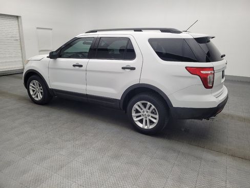 Used 2015 Ford Explorer image 3