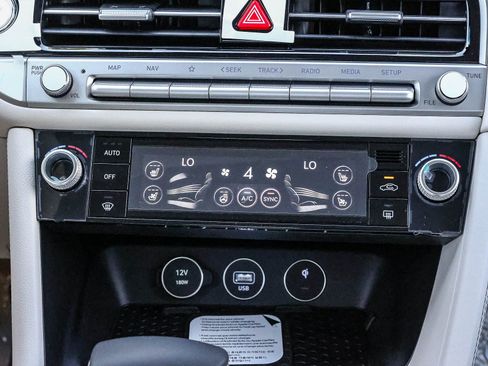 New 2026 Genesis G70 2.5T Prestige image 15