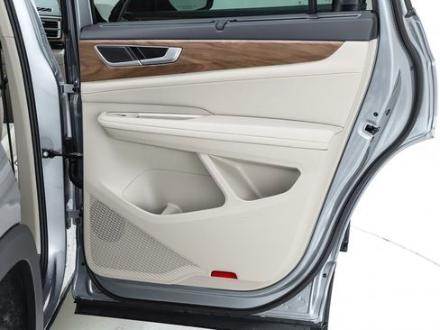 New 2026 Volkswagen Atlas SE image 70