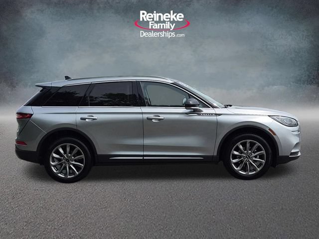 Used 2022 Lincoln Corsair AWD w/ Premium Package image 4