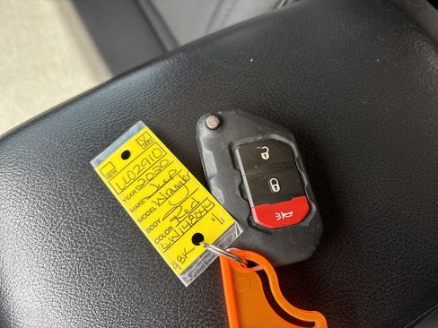 Used 2020 Jeep Wrangler Unlimited Sport S AWD/4WD image 31