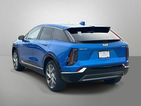 New 2026 Cadillac Optiq Luxury 1 image 16
