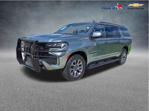 Used 2024 Chevrolet Suburban Z71 w/ Luxury Package AWD/4WD image 1