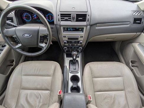 Used 2011 Ford Fusion SEL image 16