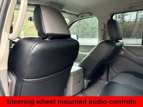 Used 2019 Nissan Frontier SV image 16