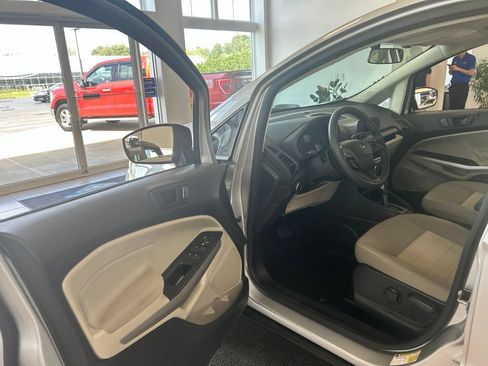 Used 2021 Ford EcoSport S FWD image 8