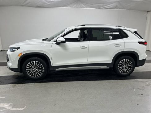 Certified 2026 Volkswagen Tiguan S w/ 18" Wheel Package AWD/4WD image 6