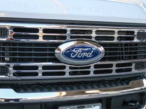 New 2026 Ford F350 XL w/ XL Chrome Package RWD image 5