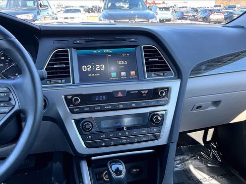 Used 2015 Hyundai Sonata Limited w/ Option Group 06 image 6