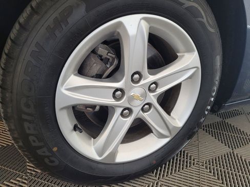 Used 2022 Chevrolet Malibu LT FWD image 31