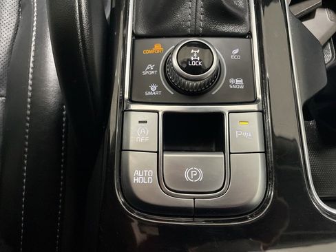 Certified 2023 Kia Telluride LX image 32