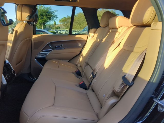 New 2027 Land Rover Range Rover SE AWD/4WD image 16