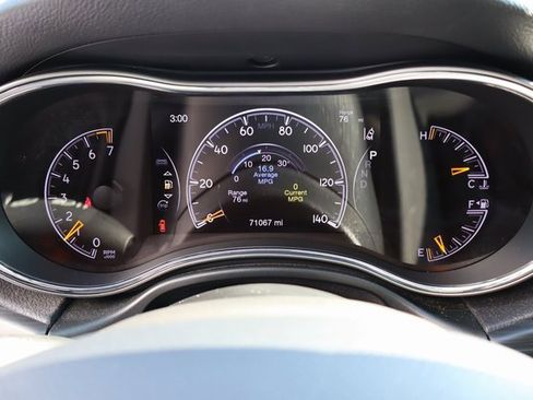 Used 2021 Jeep Grand Cherokee Laredo X image 41