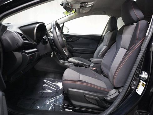 Used 2023 Subaru Crosstrek 2.0i Premium image 11