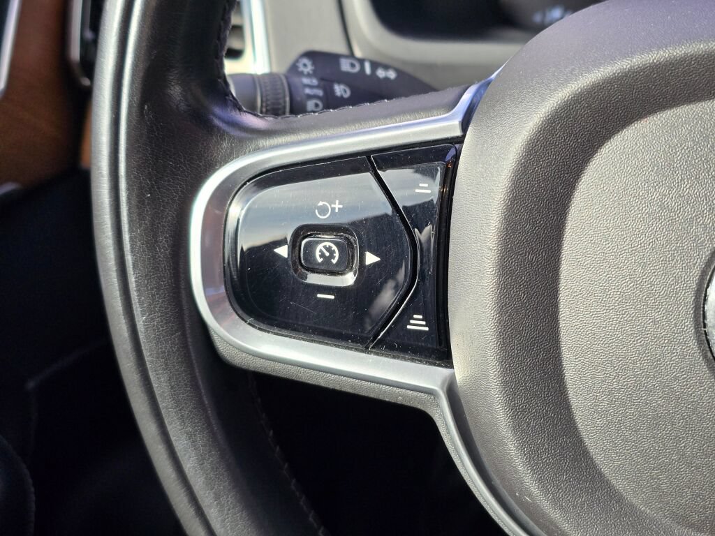 Used 2018 Volvo XC90 T6 Inscription w/ Convenience Package AWD/4WD image 30