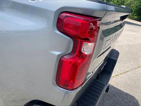 Used 2026 Chevrolet Silverado 1500 Custom AWD/4WD image 29